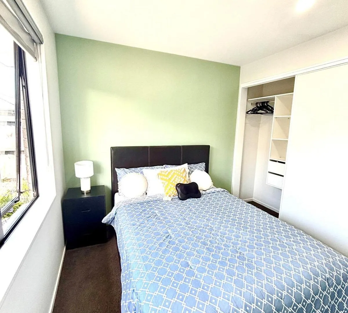 Modern Three Bedroom House クライストチャーチ 0*,